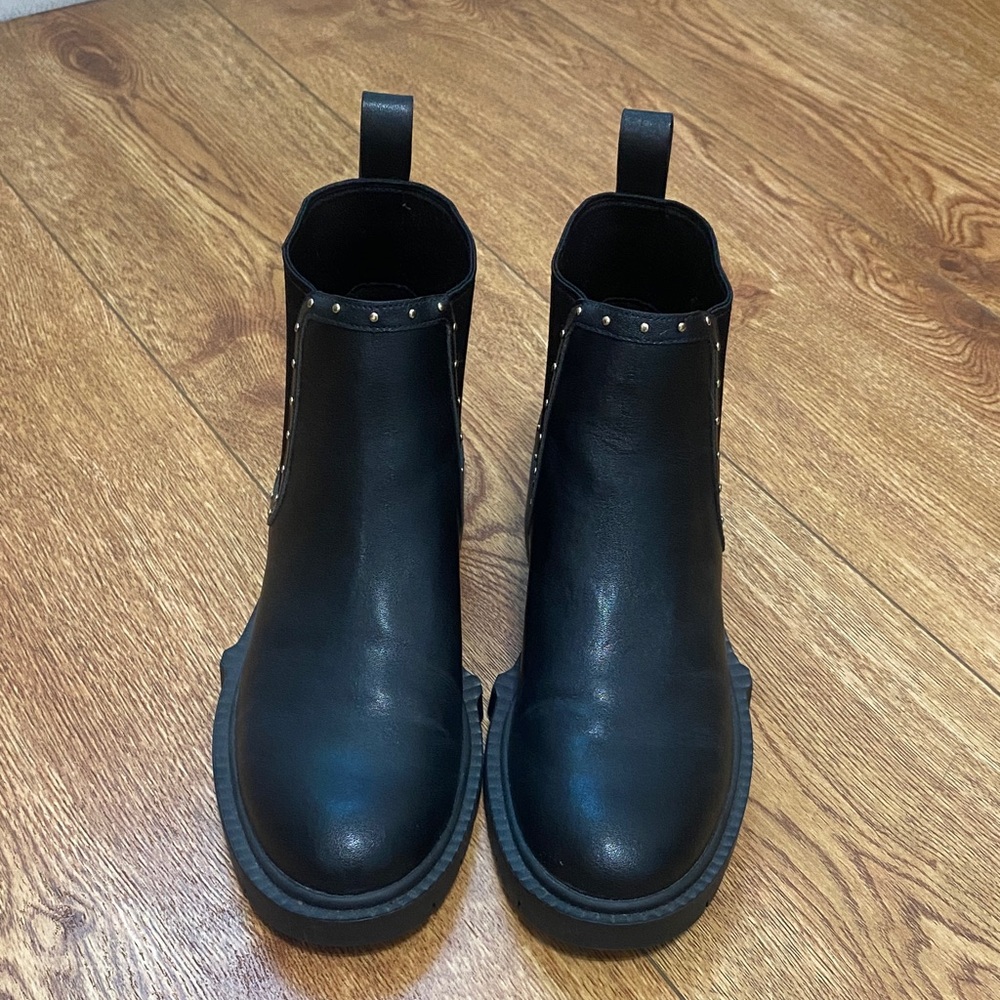 Coach Lory Bootie - Picture 2 of 7